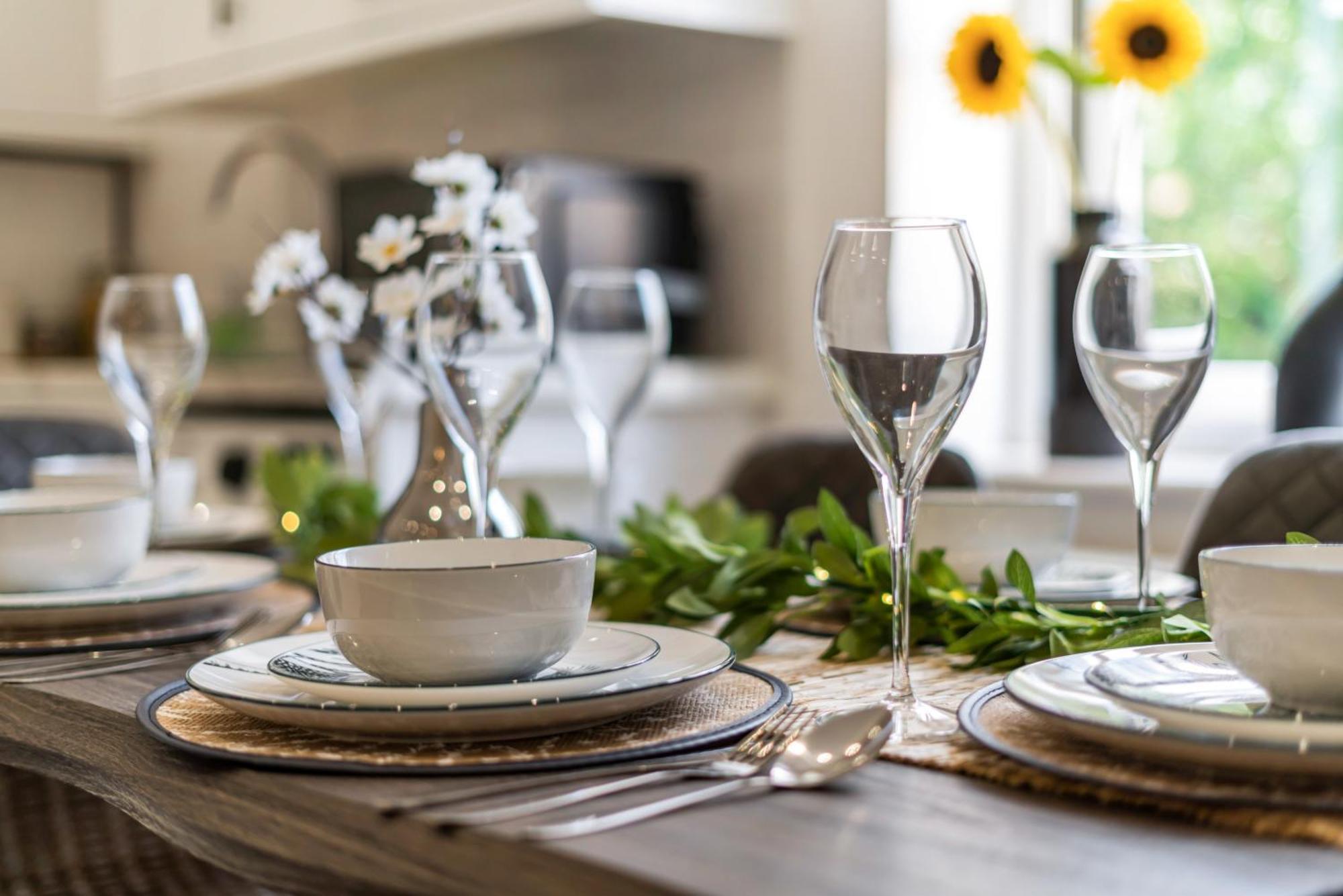 2025 Award Winning - 2 Bedroom Luxury Apartment Next To Wembley Stadium Londen Buitenkant foto